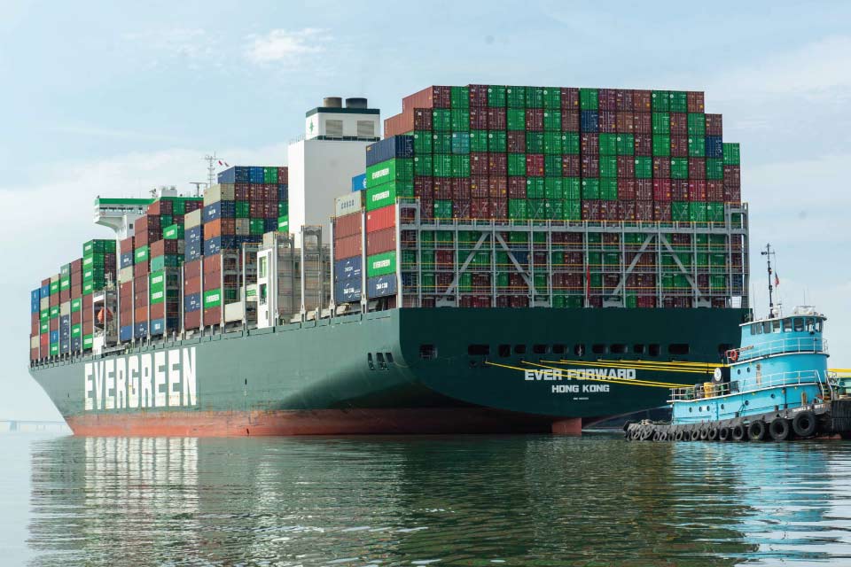 Photo of large container ship