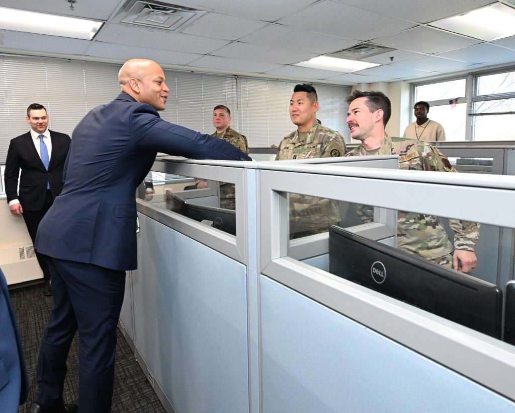 While visiting the Maryland Department of Information Technology, Governor Wes Moore met with Maryland Cybersecurity Task Force members from the Maryland Military Department currently serving on state active duty.