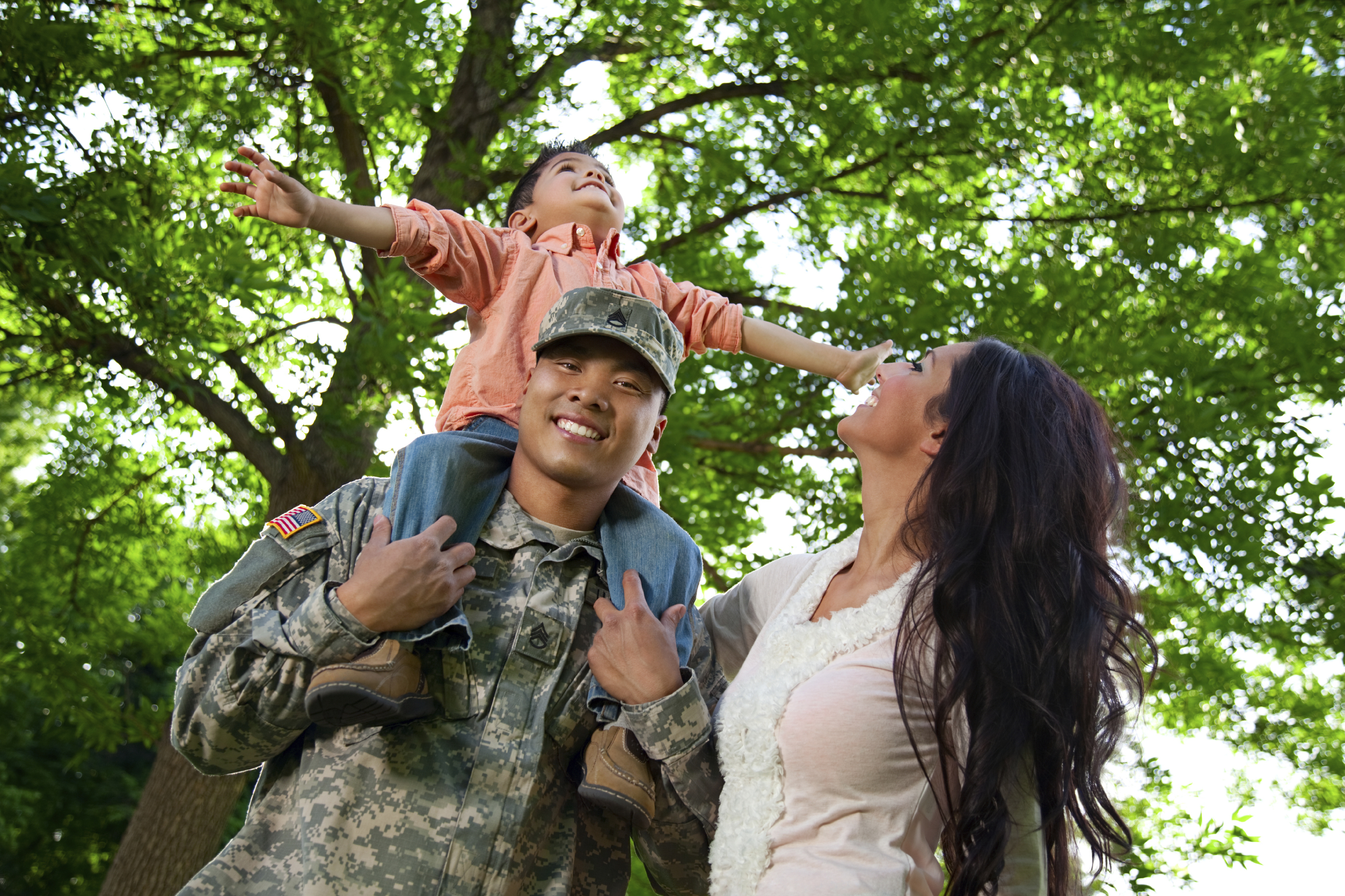 DHCD offered special Maryland Mortgage Program rates and significant down payment assistance to military personnel , veterans and disabled veterans through the Maryland Homefront initiative.